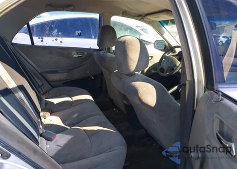 2001 Honda Accord Value Package из США, поврежденный, VIN 1HGCF86601A065949